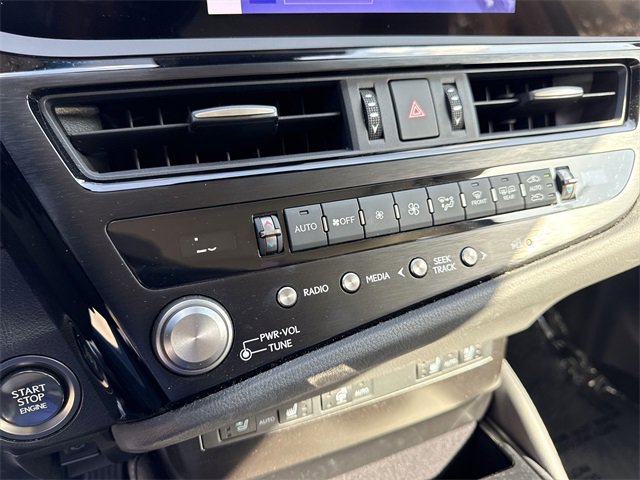 Certified 2023 Lexus ES 350 w/ Premium Package image 19