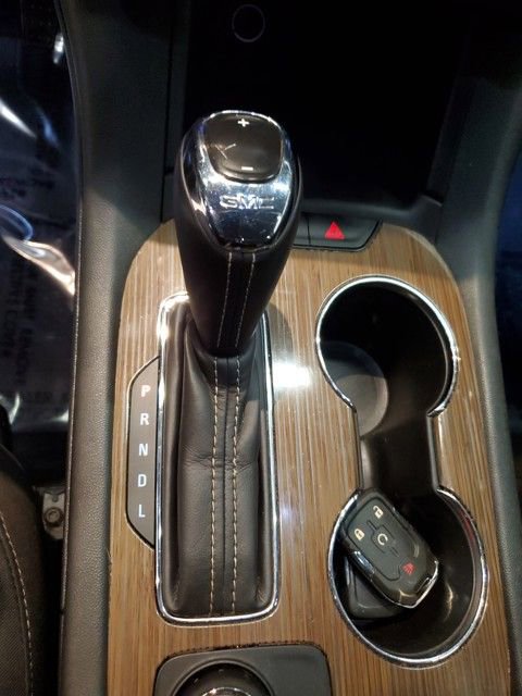 Used 2019 GMC Acadia SLE image 25