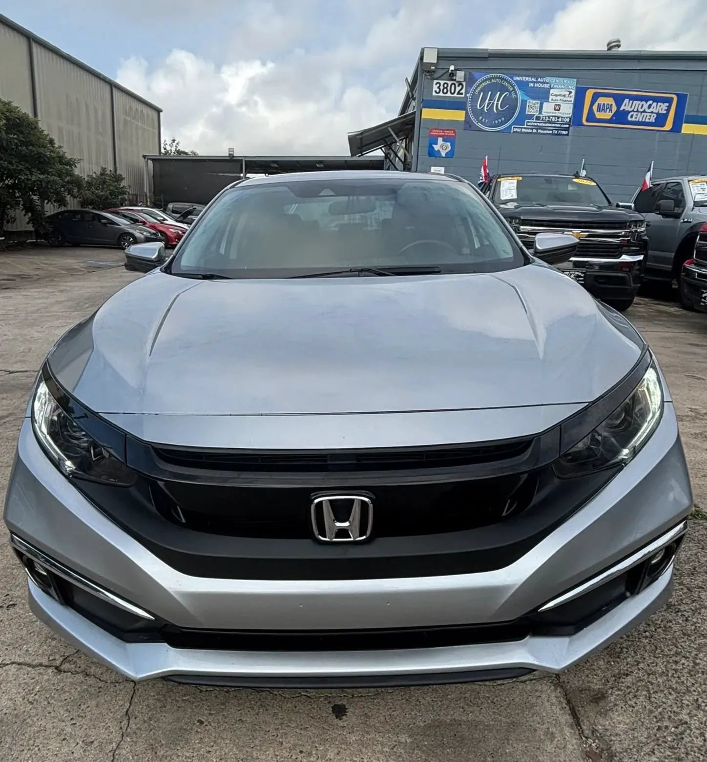 Used 2021 Honda Civic EX image 2