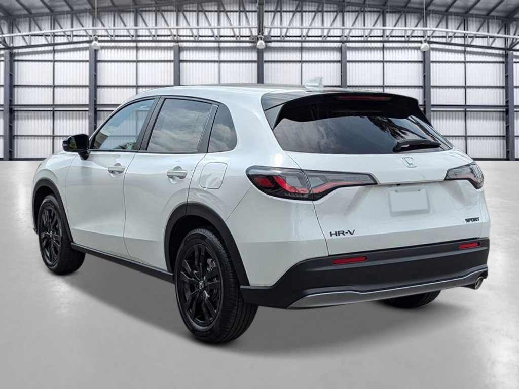 New 2027 Honda HR-V Sport image 2