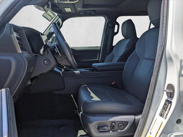 Used 2024 Lexus GX 550 w/ Cold Area Package AWD/4WD image 10