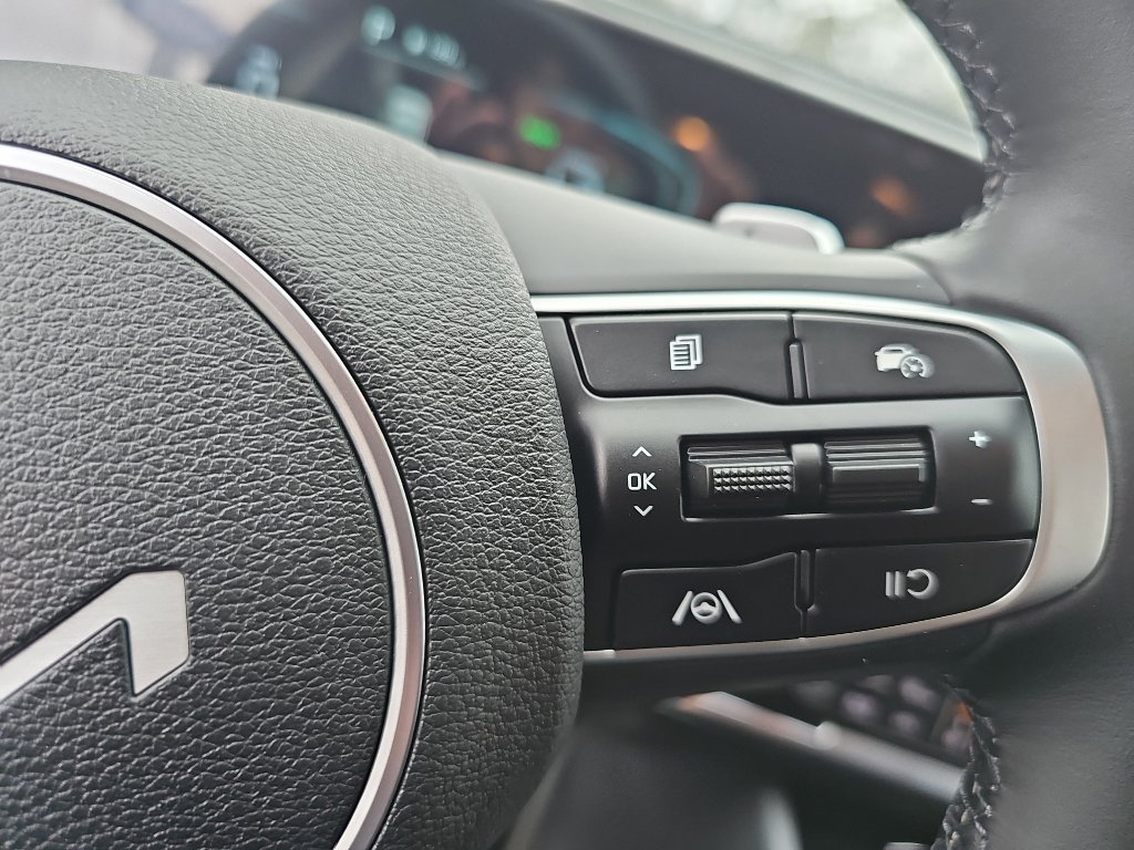 New 2025 Kia Sportage EX image 13