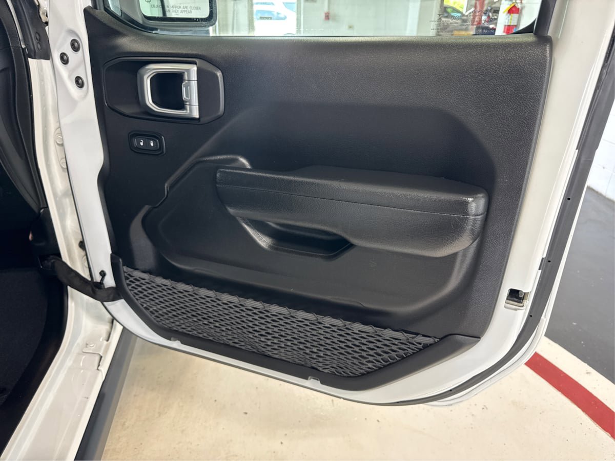 Used 2021 Jeep Wrangler Unlimited Sport AWD/4WD image 26