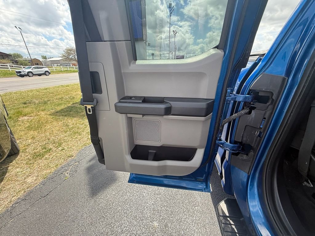 Used 2018 Ford F150 XL w/ Equipment Group 101A Mid AWD/4WD image 19