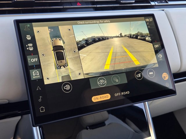 New 2026 Land Rover Range Rover SE image 14