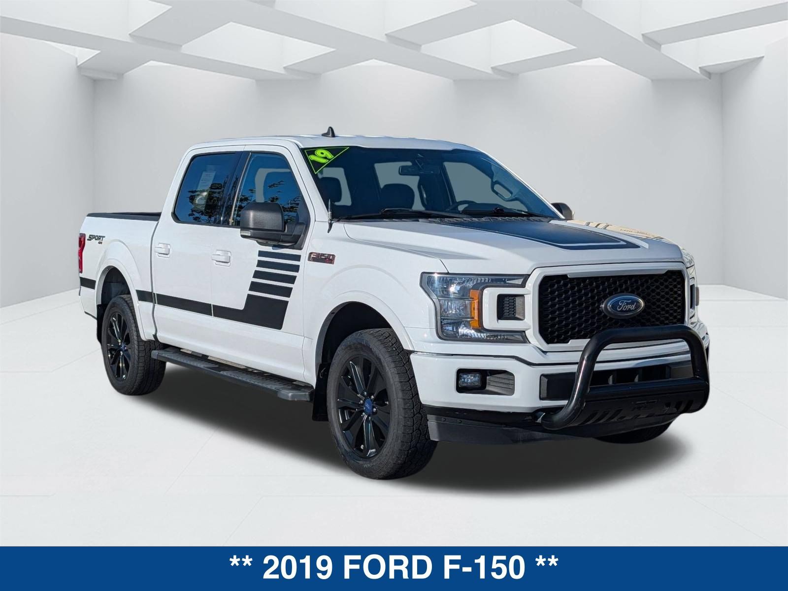 Used 2019 Ford F150 XLT w/ Equipment Group 302A Luxury image 2