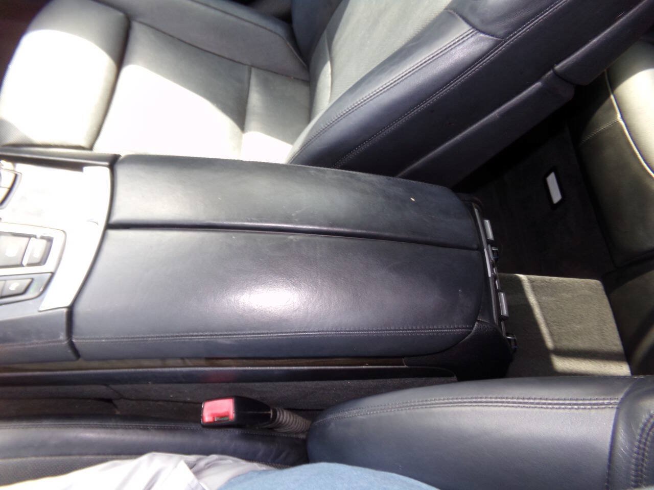 Used 2013 BMW 750Li RWD image 62