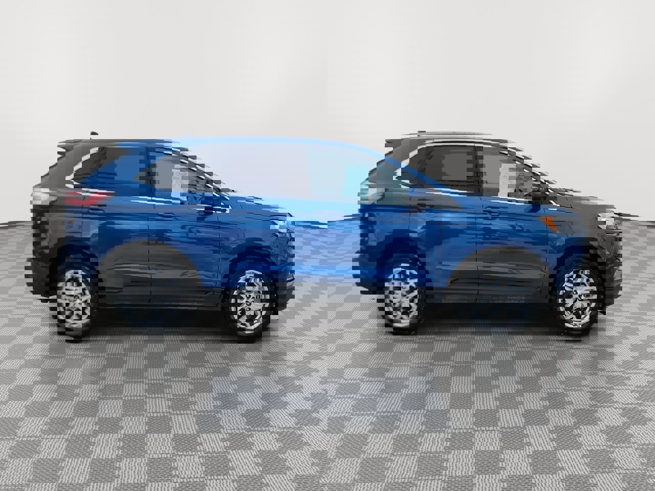 Used 2024 Ford Edge SEL w/ Convenience Package image 9