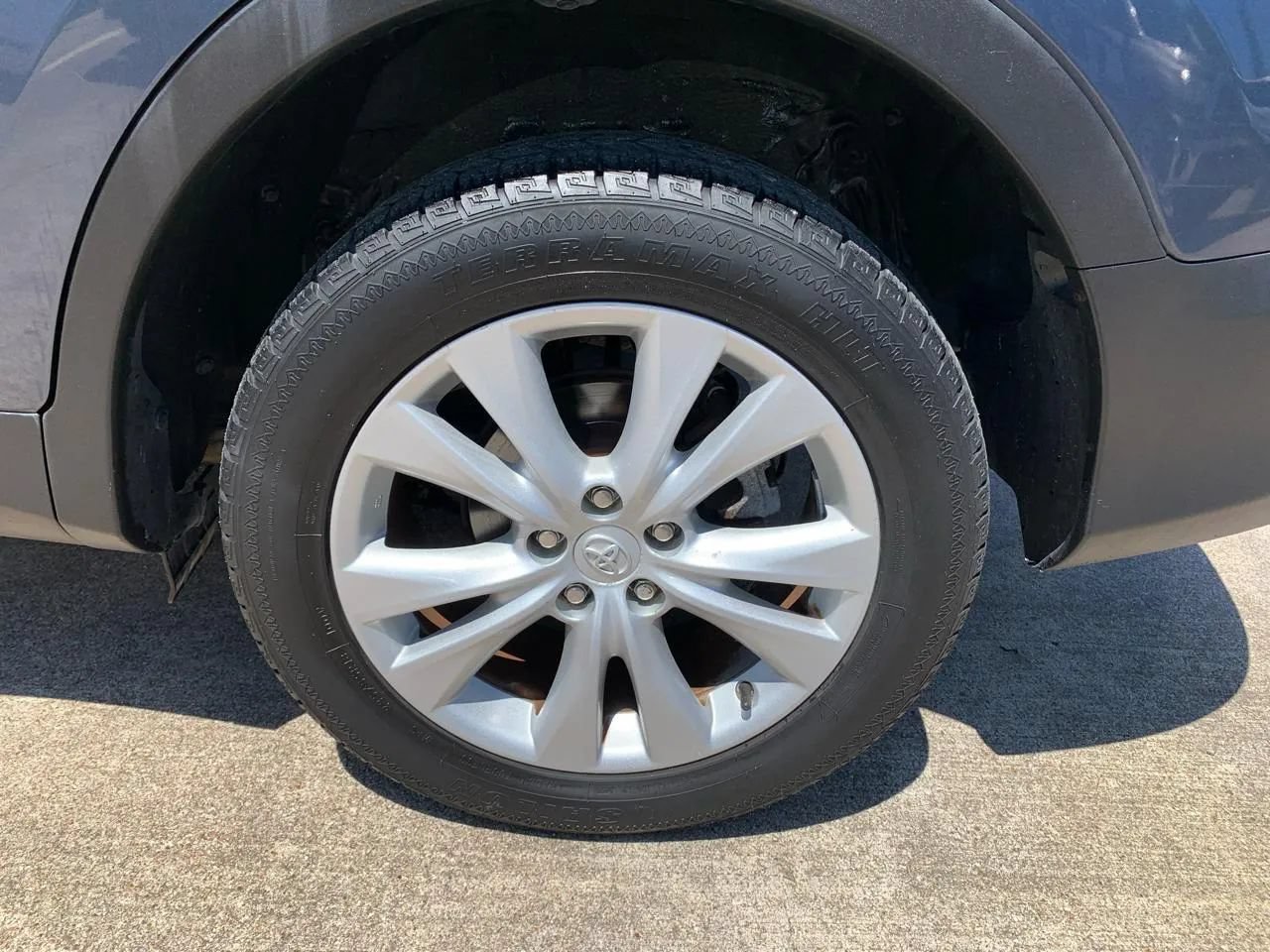 Used 2013 Toyota RAV4 Limited AWD/4WD image 23