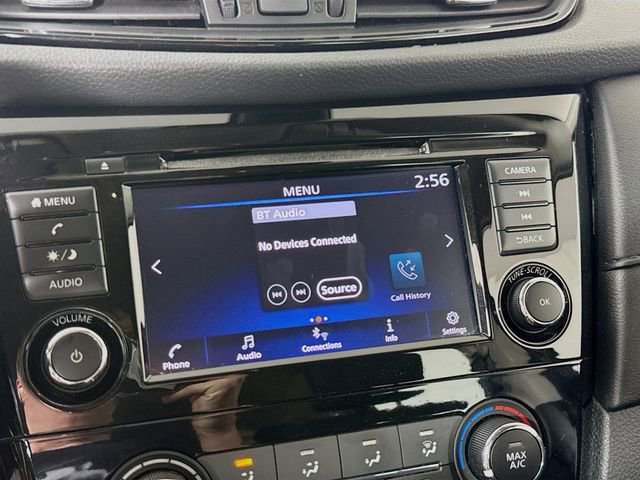 Used 2019 Nissan Rogue S AWD/4WD image 16