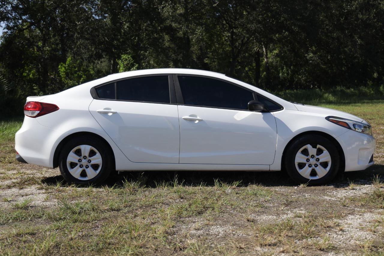 Used 2017 Kia Forte LX w/ LX Popular Package FWD image 13