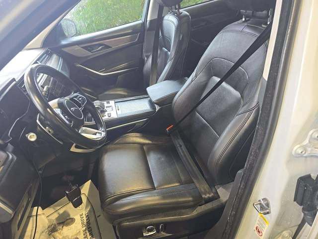 Used 2021 Jaguar F-PACE S AWD/4WD image 2