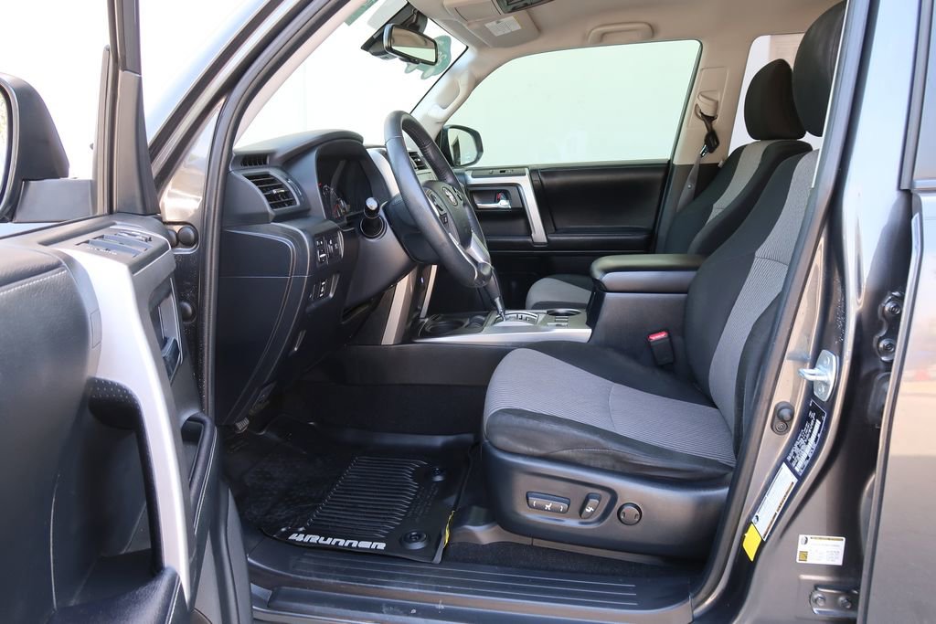 Used 2021 Toyota 4Runner SR5 image 10