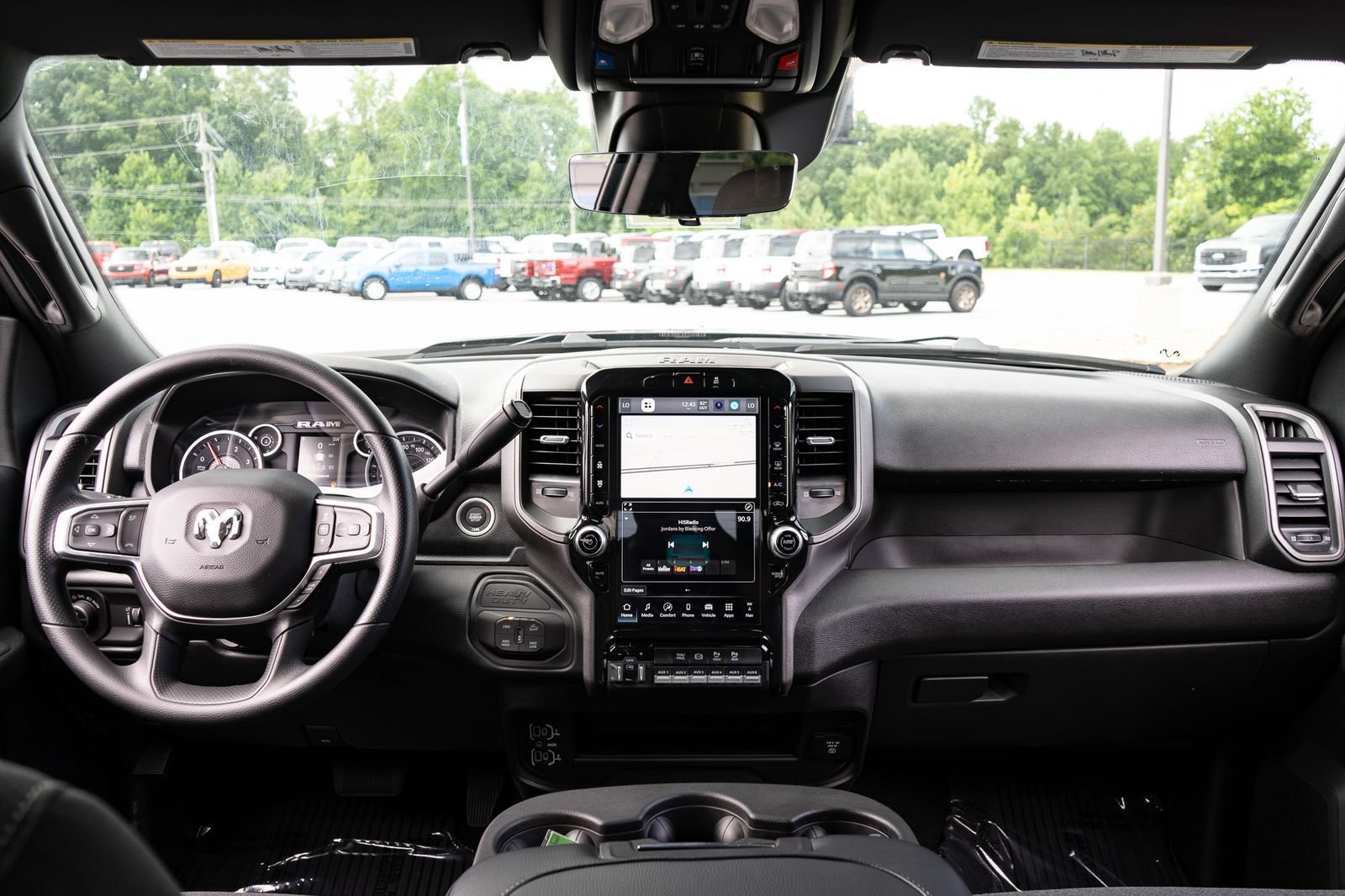 New 2026 RAM 2500 Warlock AWD/4WD image 19