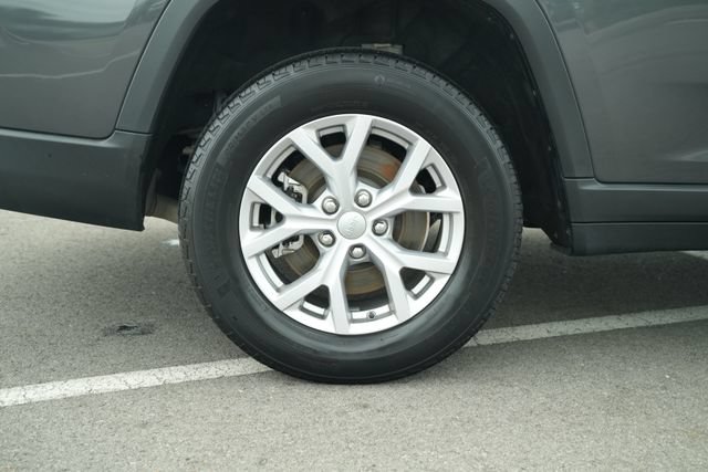 Used 2021 Jeep Grand Cherokee L Limited AWD/4WD image 48