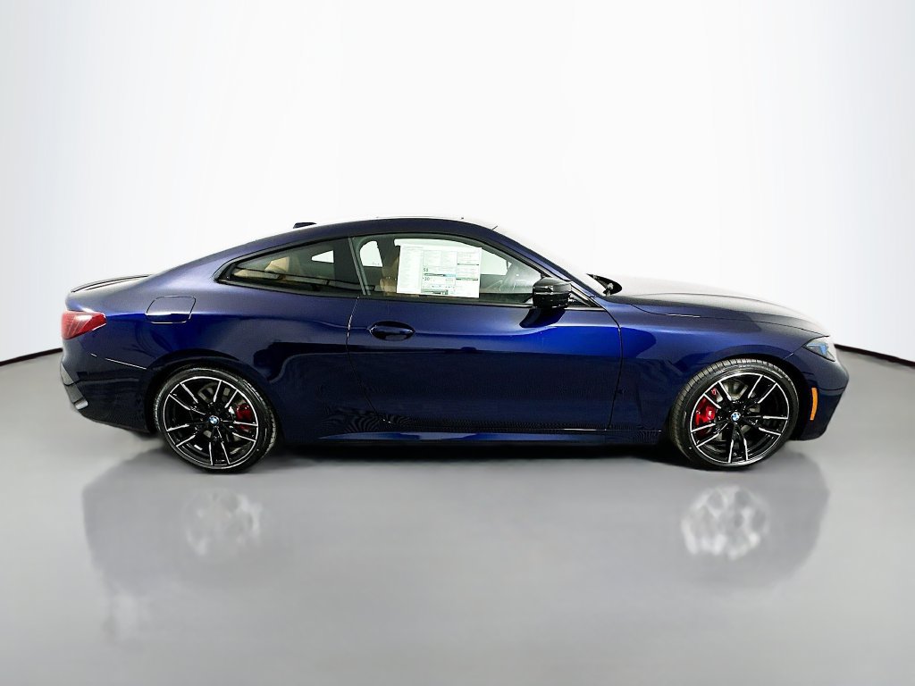 Used 2026 BMW M440i Coupe w/ Premium Package RWD image 4
