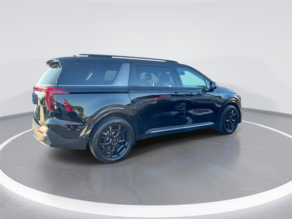 Used 2025 Kia Carnival SX Prestige image 9