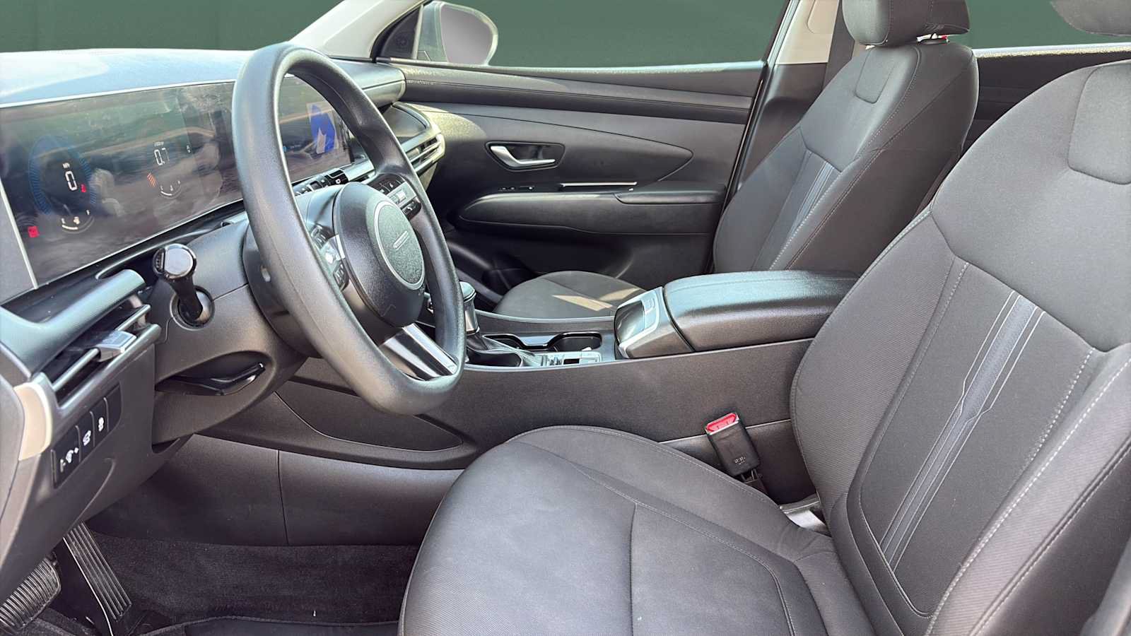 Used 2025 Hyundai Tucson SEL AWD/4WD image 22