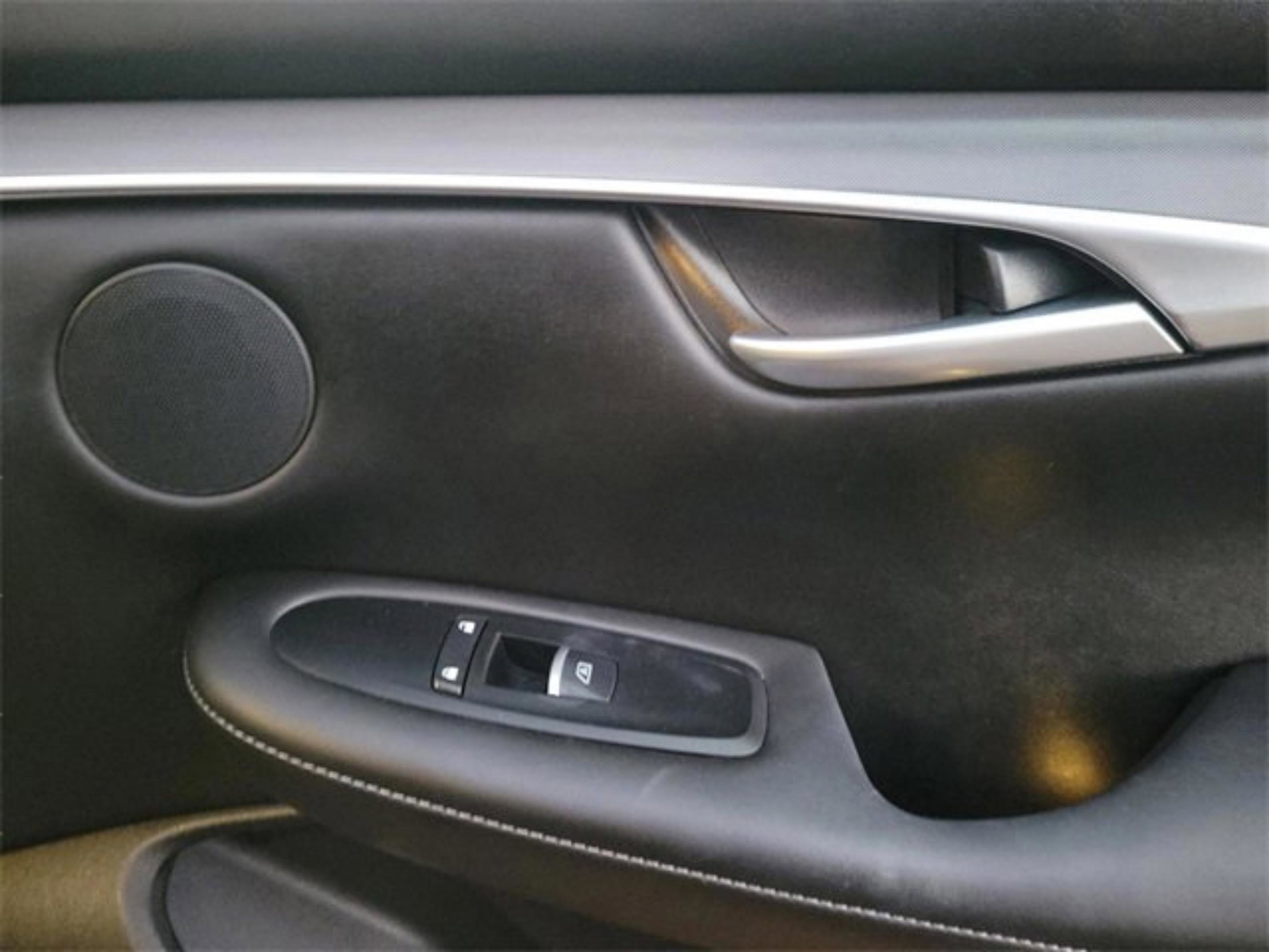 Used 2022 INFINITI QX50 Pure image 38