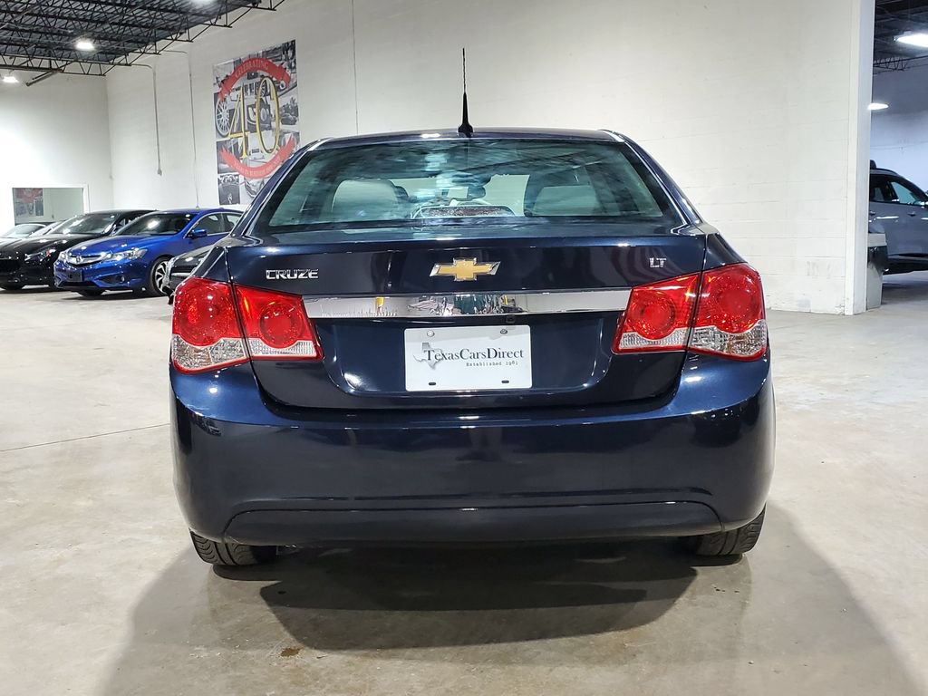 Used 2014 Chevrolet Cruze LT FWD image 10