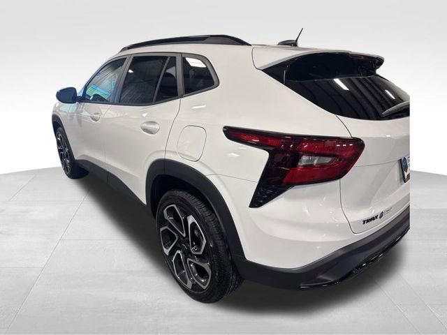 New 2026 Chevrolet Trax RS w/ Sunroof Package image 6