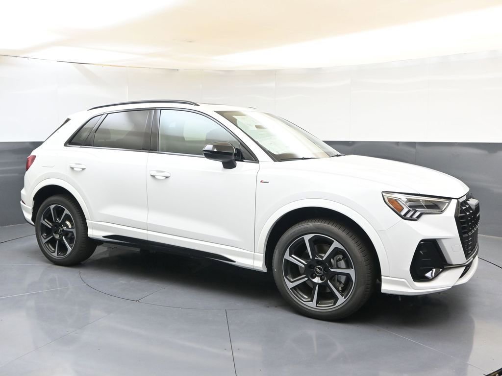 Used 2025 Audi Q3 2.0T Premium Plus w/ Premium Plus Package image 7