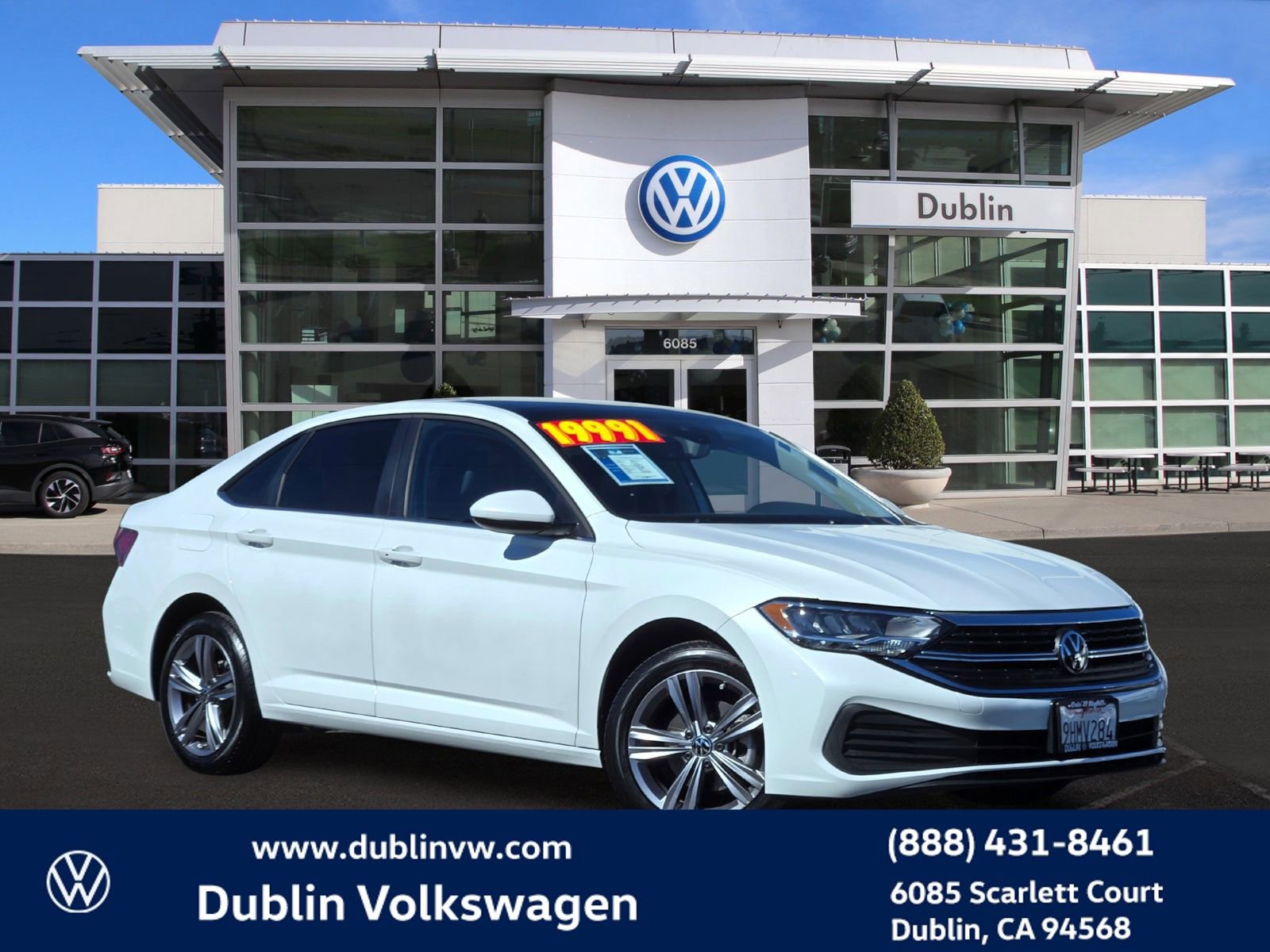 Certified 2023 Volkswagen Jetta SE w/ Panoramic Sunroof Package