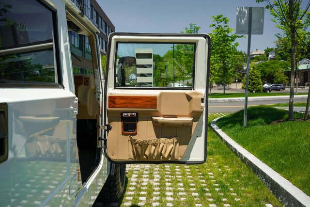 Used 1995 HUMMER H1 4-Door Wagon image 58