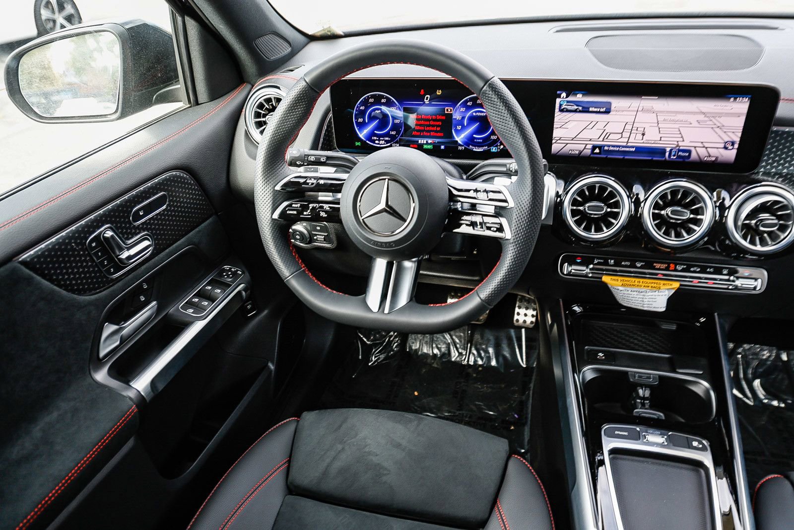 Used 2024 Mercedes-Benz EQB 300 4MATIC image 14