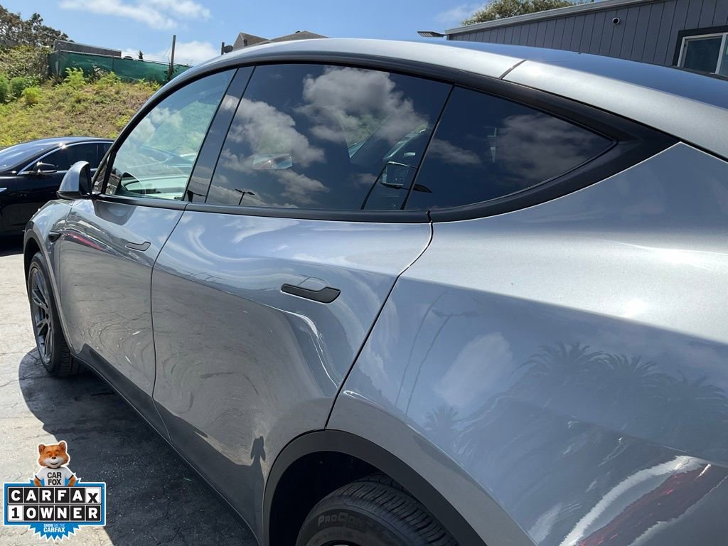Used 2025 Tesla Model Y Long Range AWD/4WD image 88