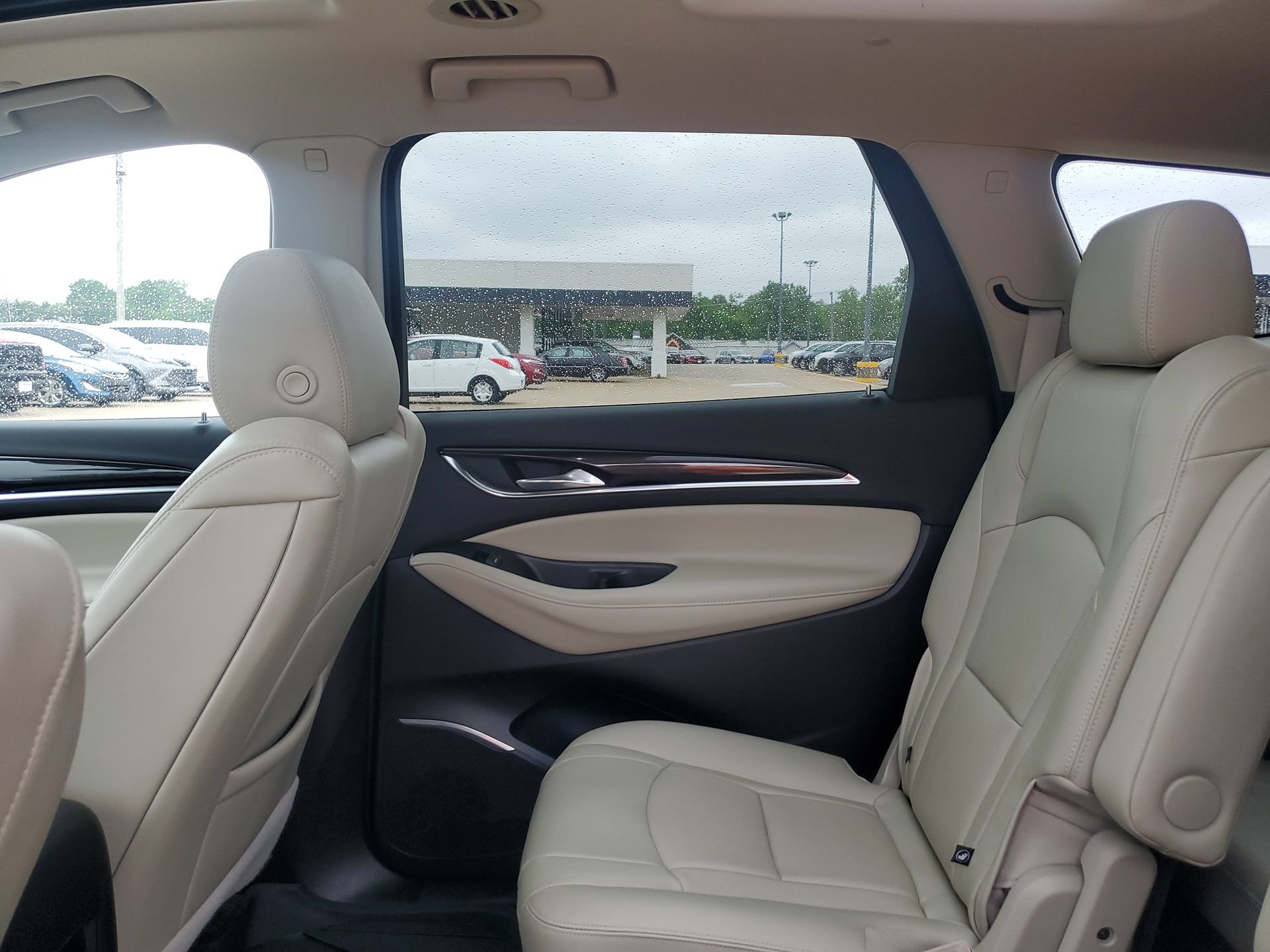 Used 2021 Buick Enclave Essence w/ Sound and Sites Package AWD/4WD image 32