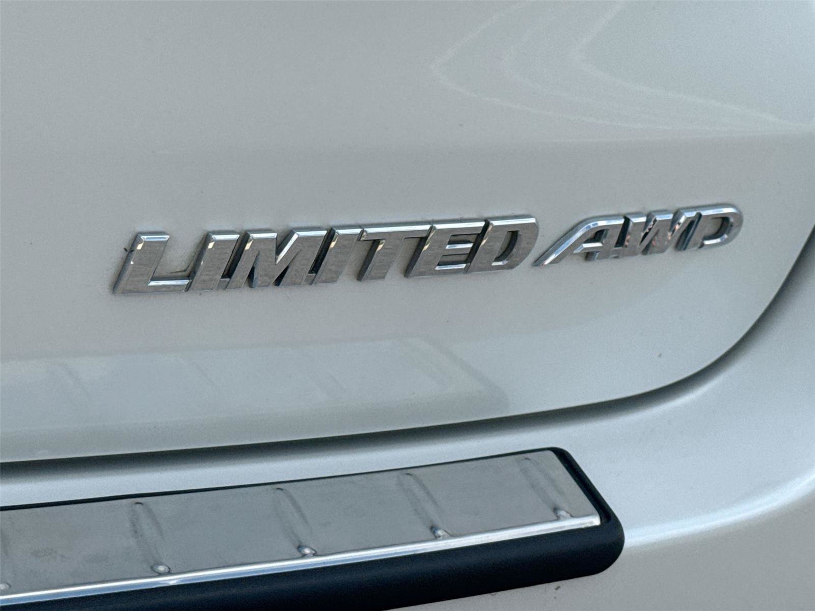 Used 2015 Toyota Highlander Limited AWD/4WD image 22