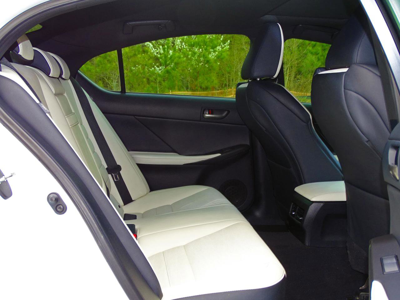 Used 2021 Lexus IS 350 F Sport w/ Navigation Package image 16