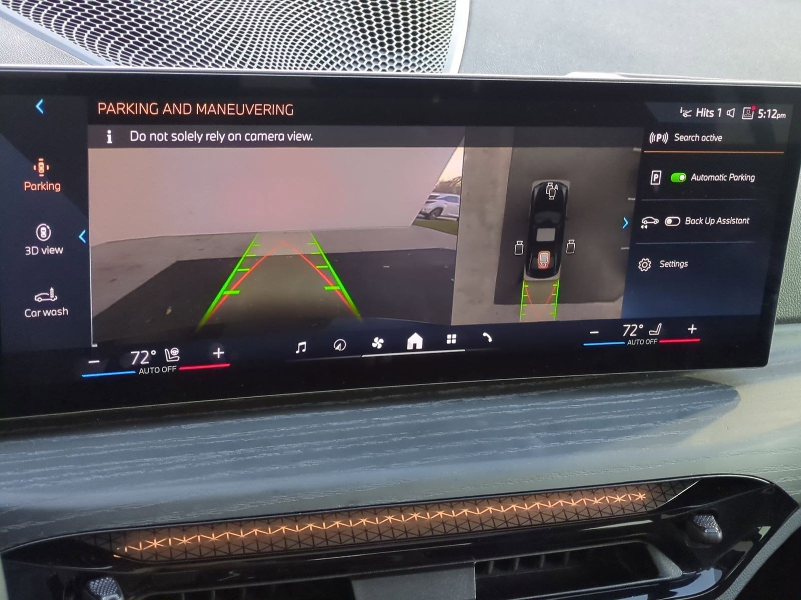 Certified 2025 BMW 330i Sedan w/ Premium Package image 24