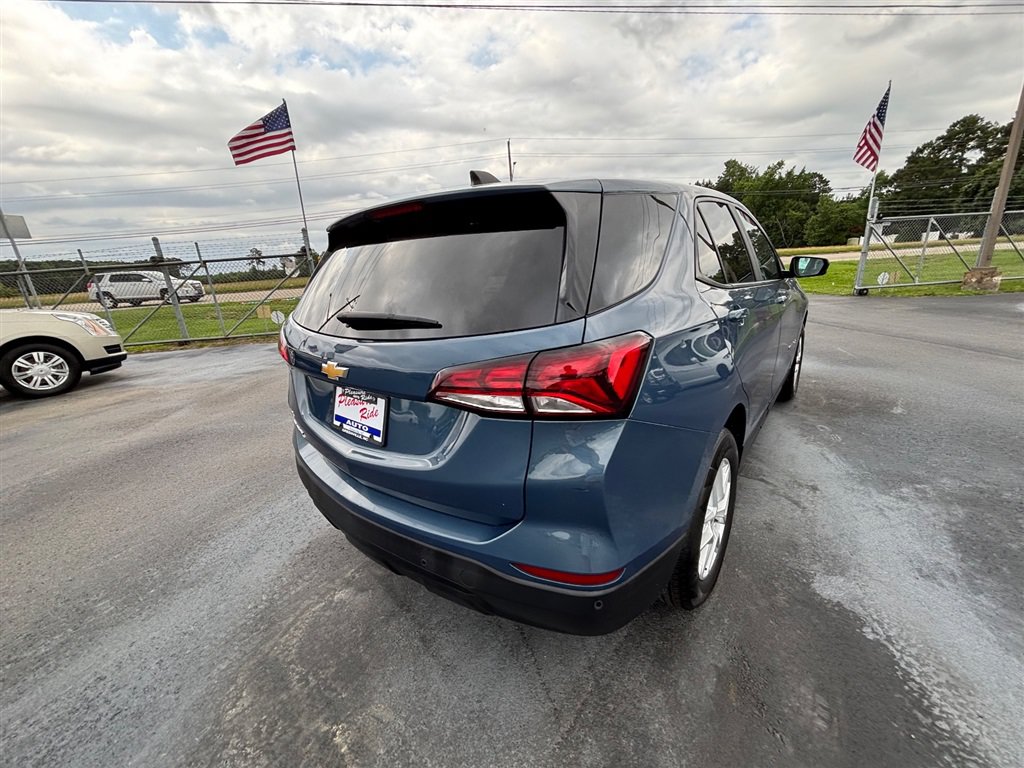 Used 2024 Chevrolet Equinox LS w/ LS Convenience Package FWD image 5