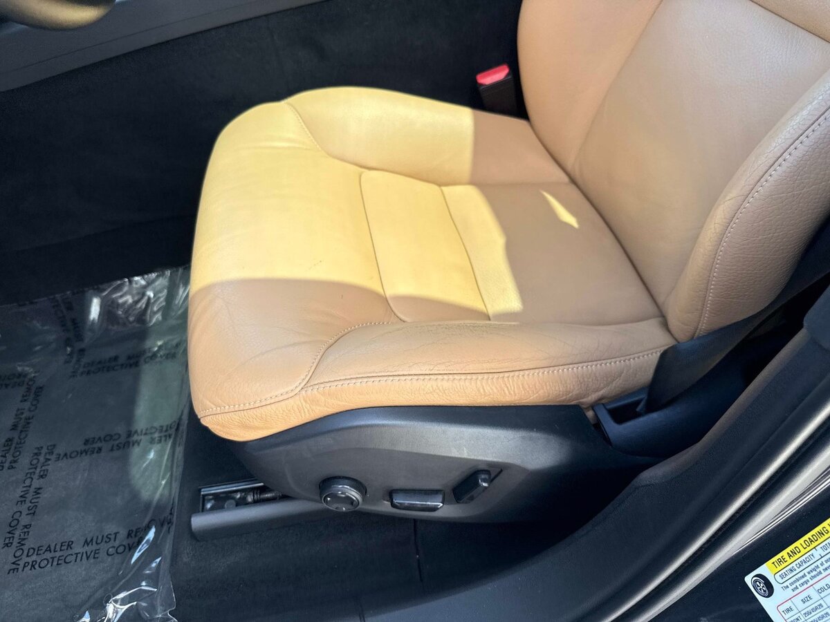 Used 2018 Volvo XC60 T5 Momentum w/ Vision Package AWD/4WD image 21