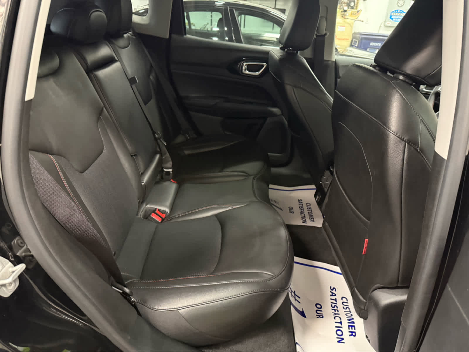 Used 2022 Jeep Compass Trailhawk AWD/4WD image 24