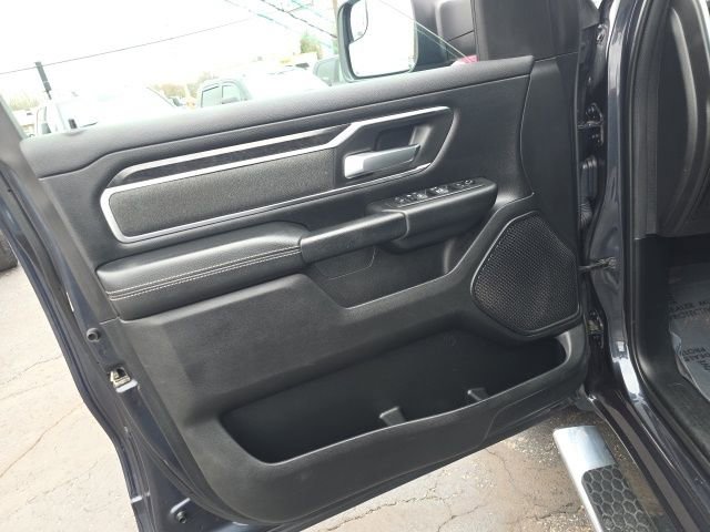 Used 2019 RAM 1500 Big Horn AWD/4WD image 12
