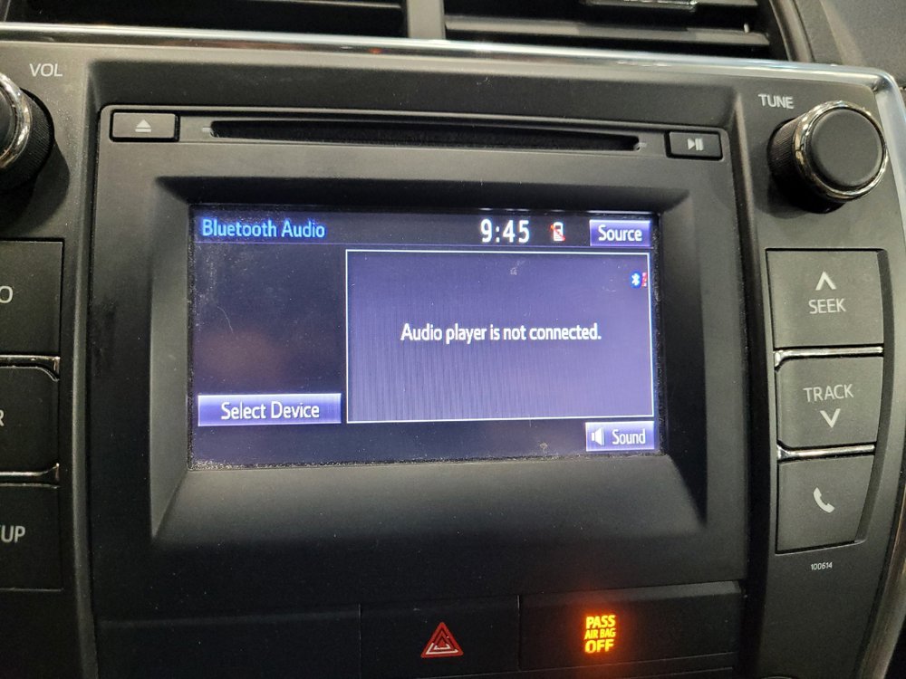 Used 2016 Toyota Camry SE image 25