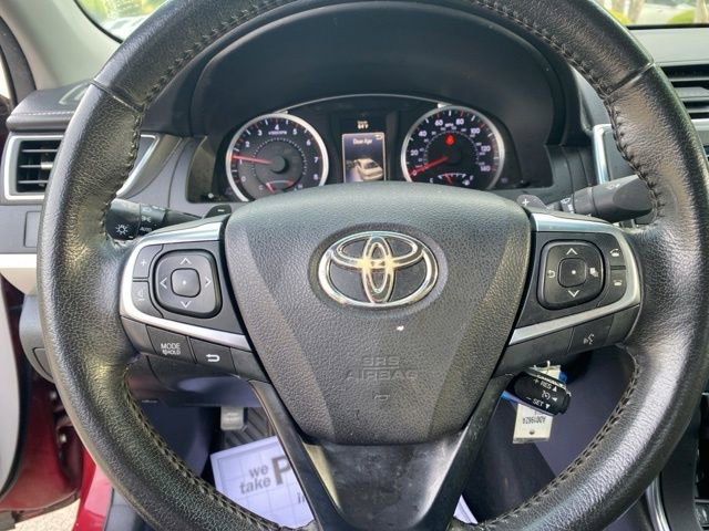 Used 2016 Toyota Camry SE image 11