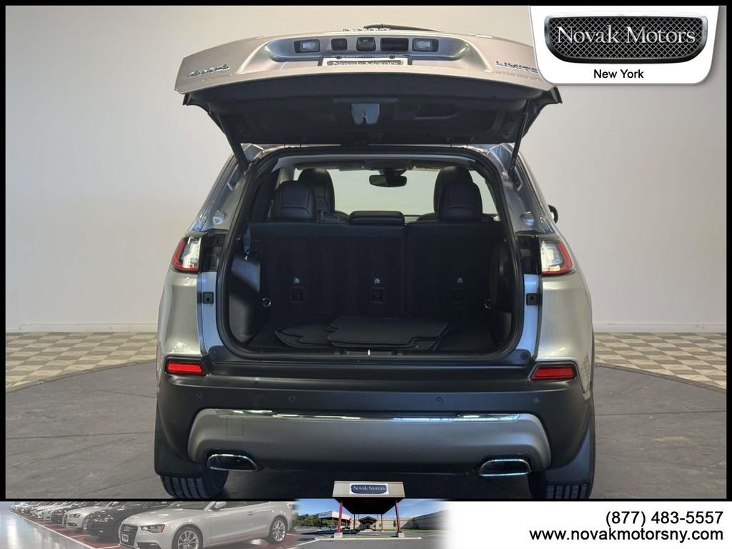 Used 2021 Jeep Cherokee Limited AWD/4WD image 10