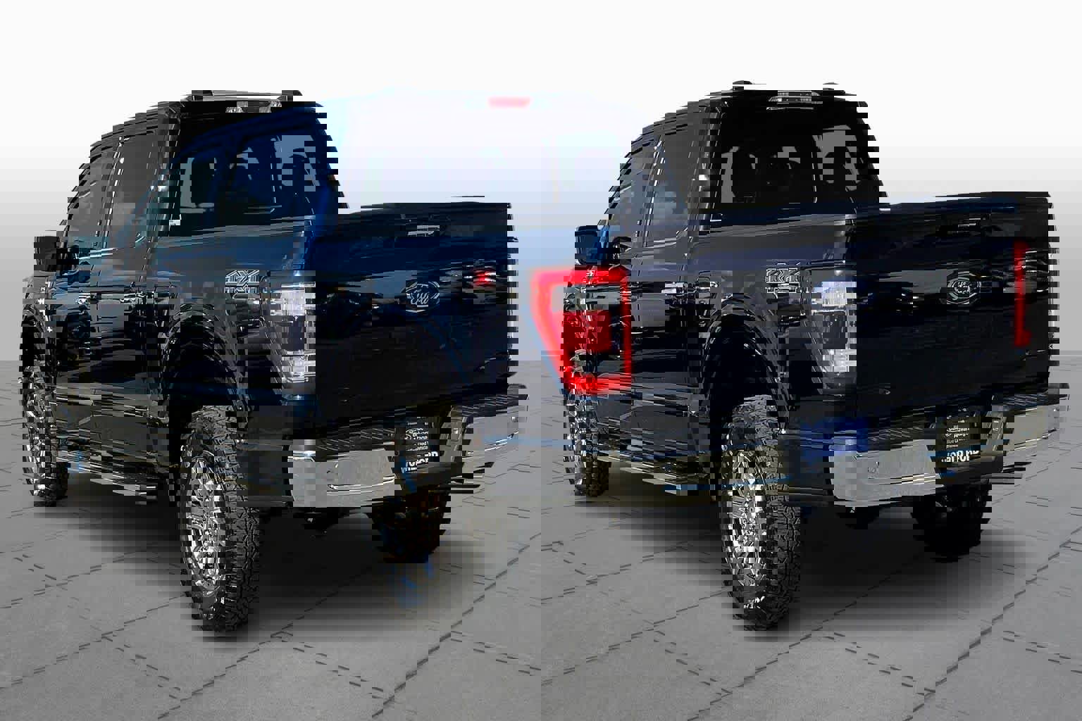 Certified 2022 Ford F150 Lariat w/ Equipment Group 502A High image 11