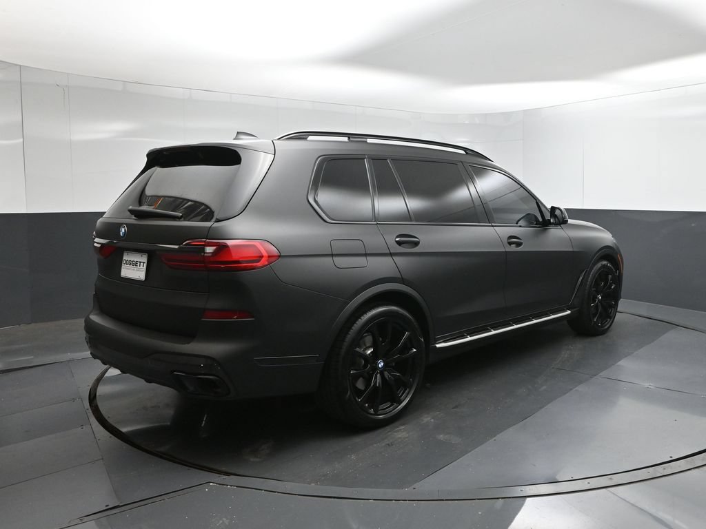 Used 2021 BMW X7 xDrive40i w/ M Sport Package AWD/4WD image 8