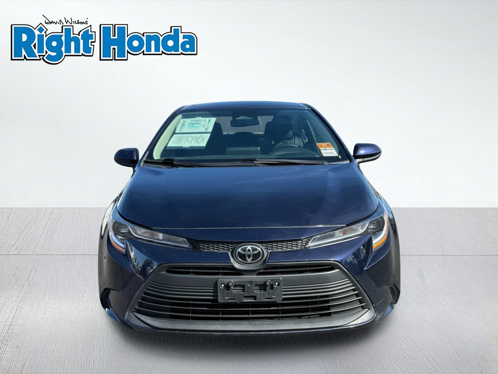 Used 2024 Toyota Corolla LE FWD image 5