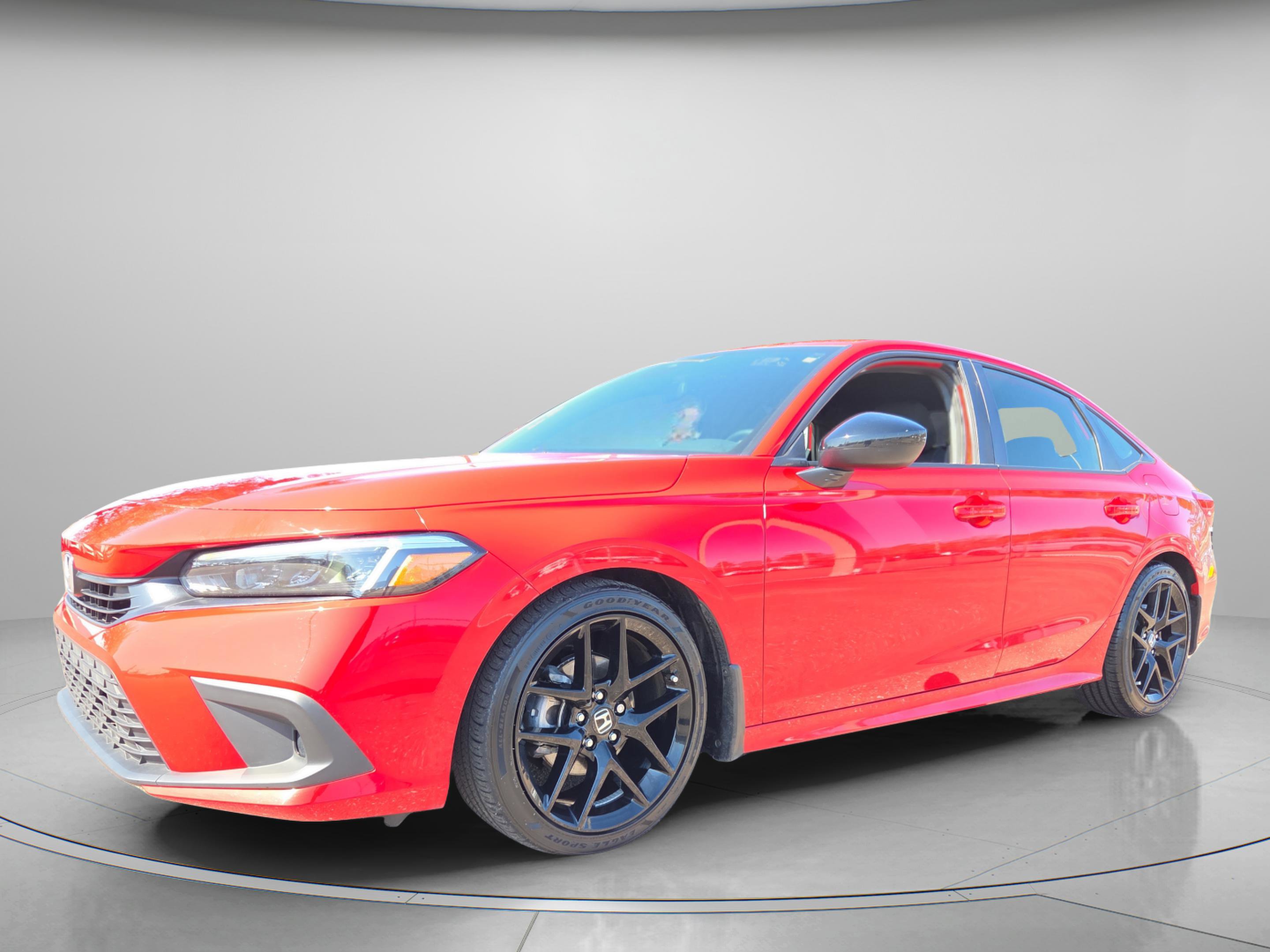 Used 2023 Honda Civic Sport image 2