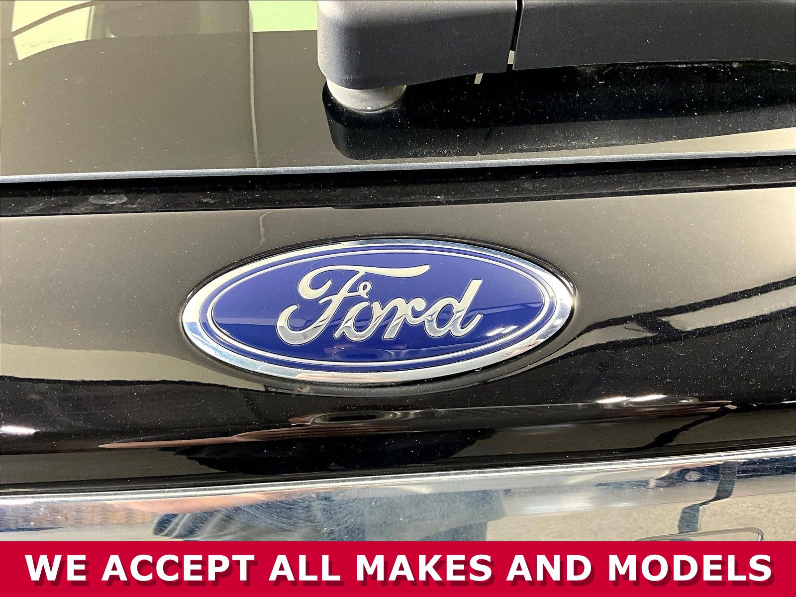 Used 2023 Ford Explorer XLT AWD/4WD image 22