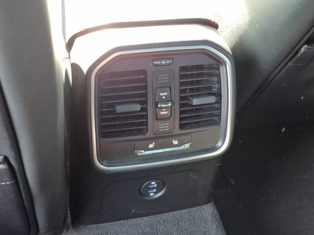 Used 2024 Porsche Macan S image 17