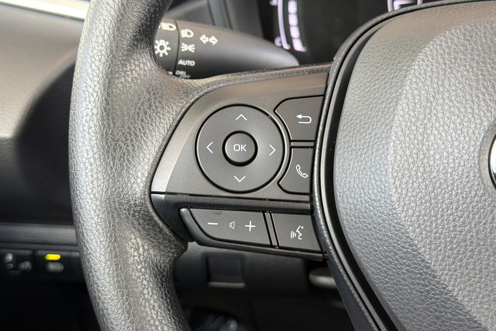 Used 2026 Toyota Corolla LE FWD image 26