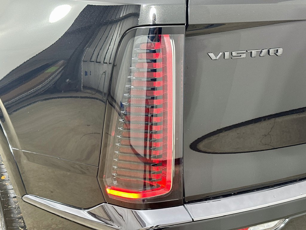 New 2027 Cadillac Vistiq Sport w/ LPO, Floor Liner Package AWD/4WD image 41