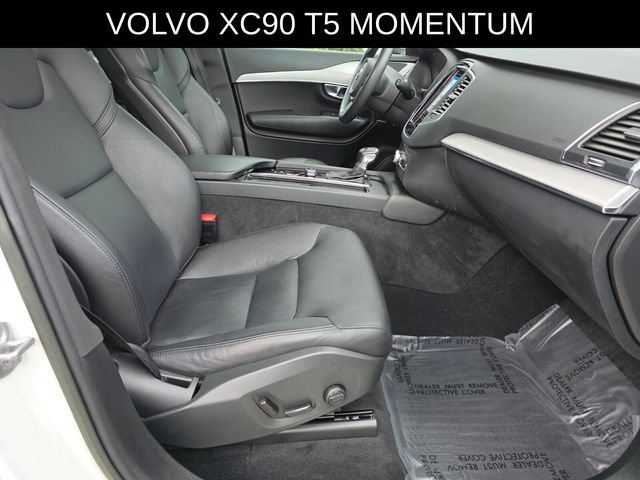 Used 2022 Volvo XC90 T5 Momentum w/ Protection Package Premier FWD image 10